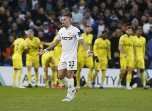 Leeds United expecting major Kalvin Phillips offers