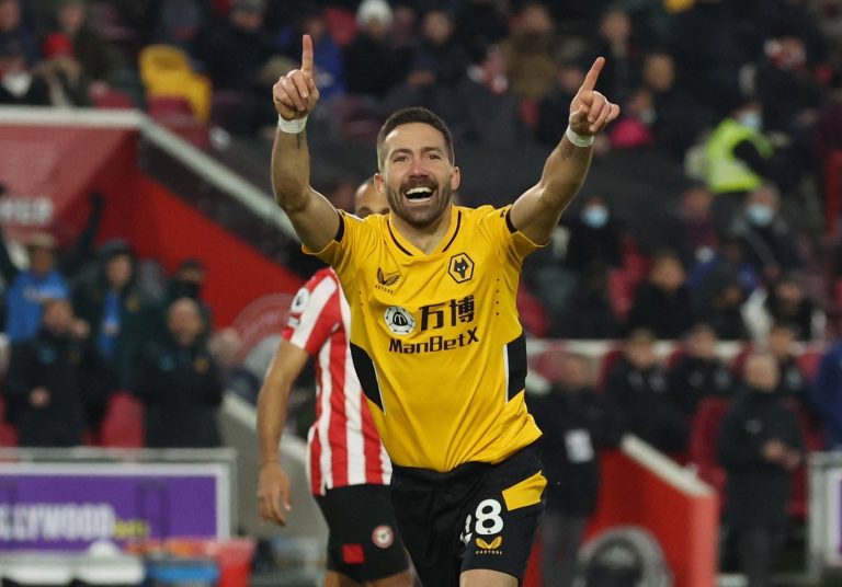 Wolves: Tim Spiers provides Joao Moutinho fitness update