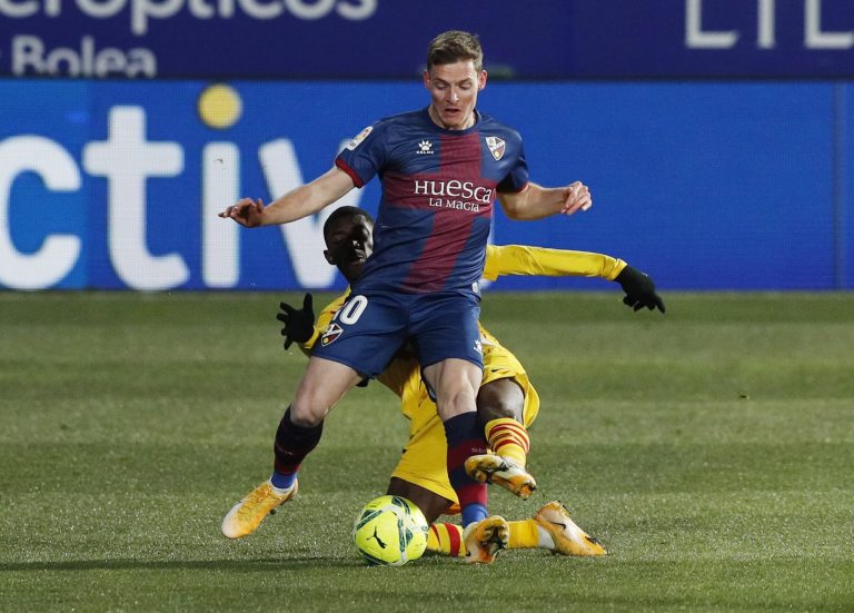 Leeds: Whites keen on Sergio Gomez