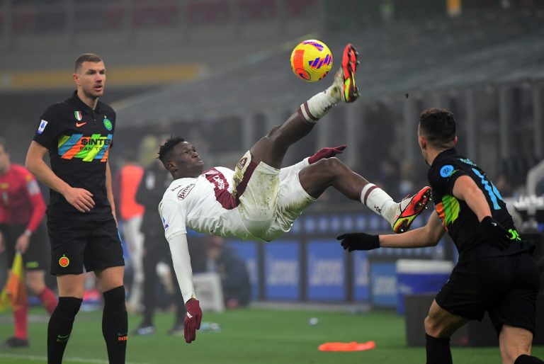 Tottenham could sign Wilfried Singo immediately