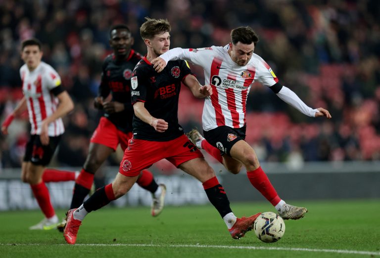 Sunderland: Michael Graham wowed by Patrick Roberts’ new deal