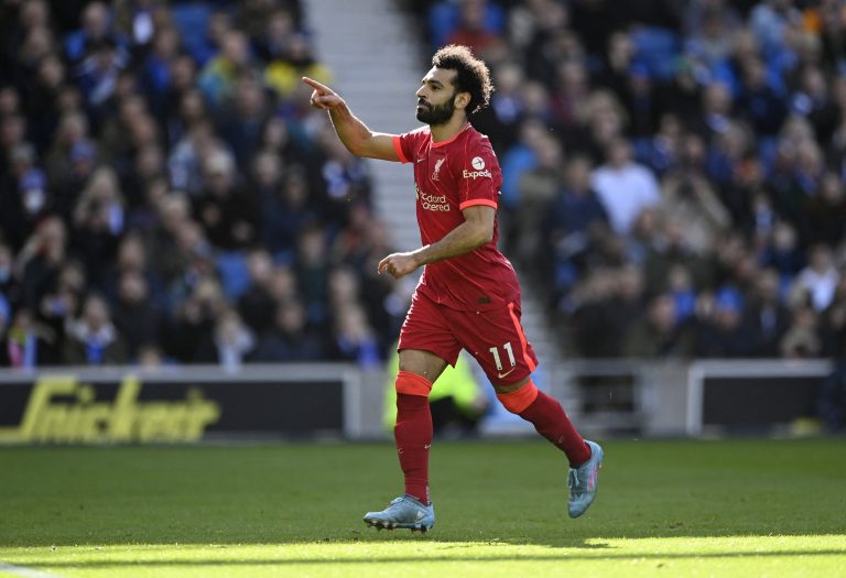 Liverpool: Alan Hutton drops Mo Salah injury claim