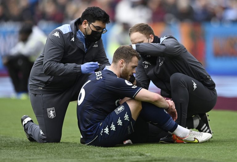 Aston Villa: Cash, Chambers and Luiz struggle vs West Ham