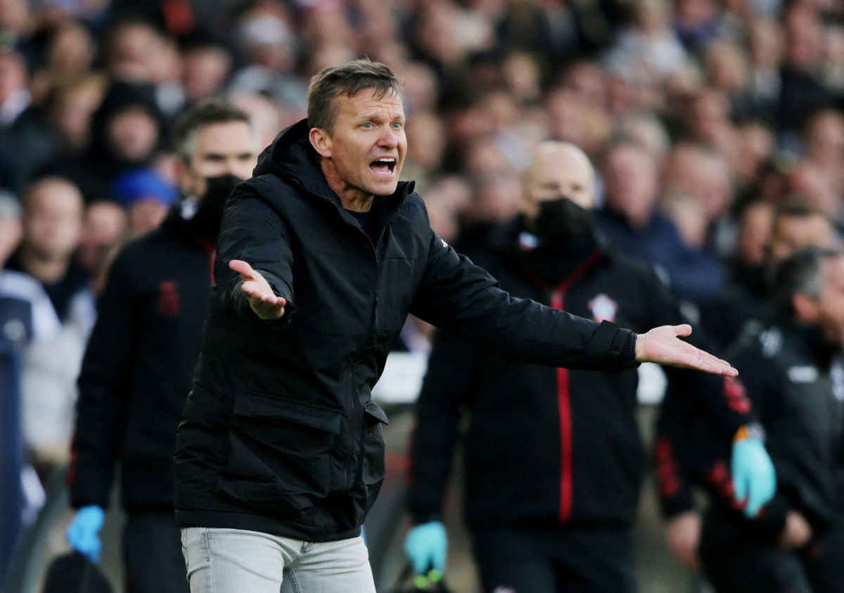 Leeds: Victor Orta 'sounding out' new left-back targets - Follow up