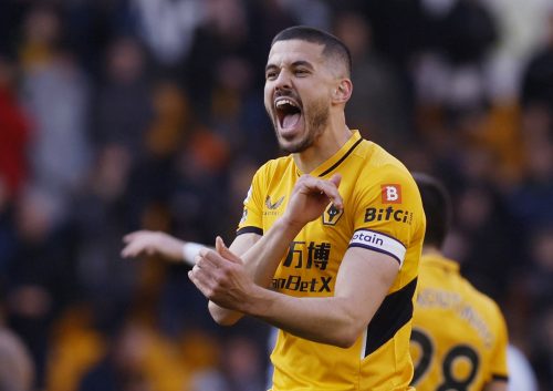 Premier League - Wolverhampton Wanderers v Aston Villa