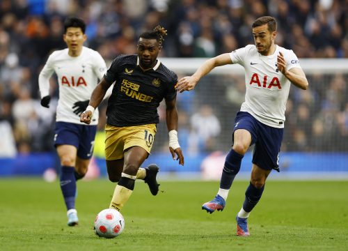 Allan Saint-Maximin in action for Newcastle against Tottenham