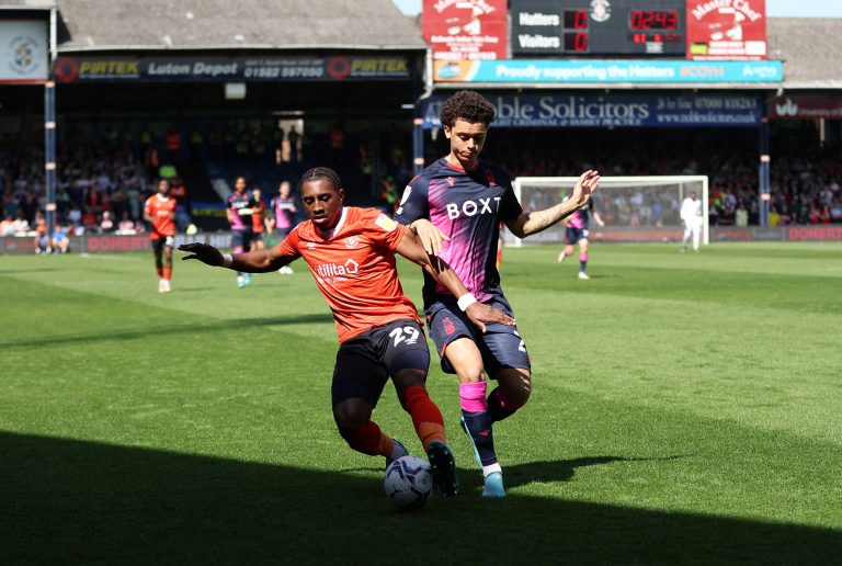 Championship - Luton Town v Nottingham Forest