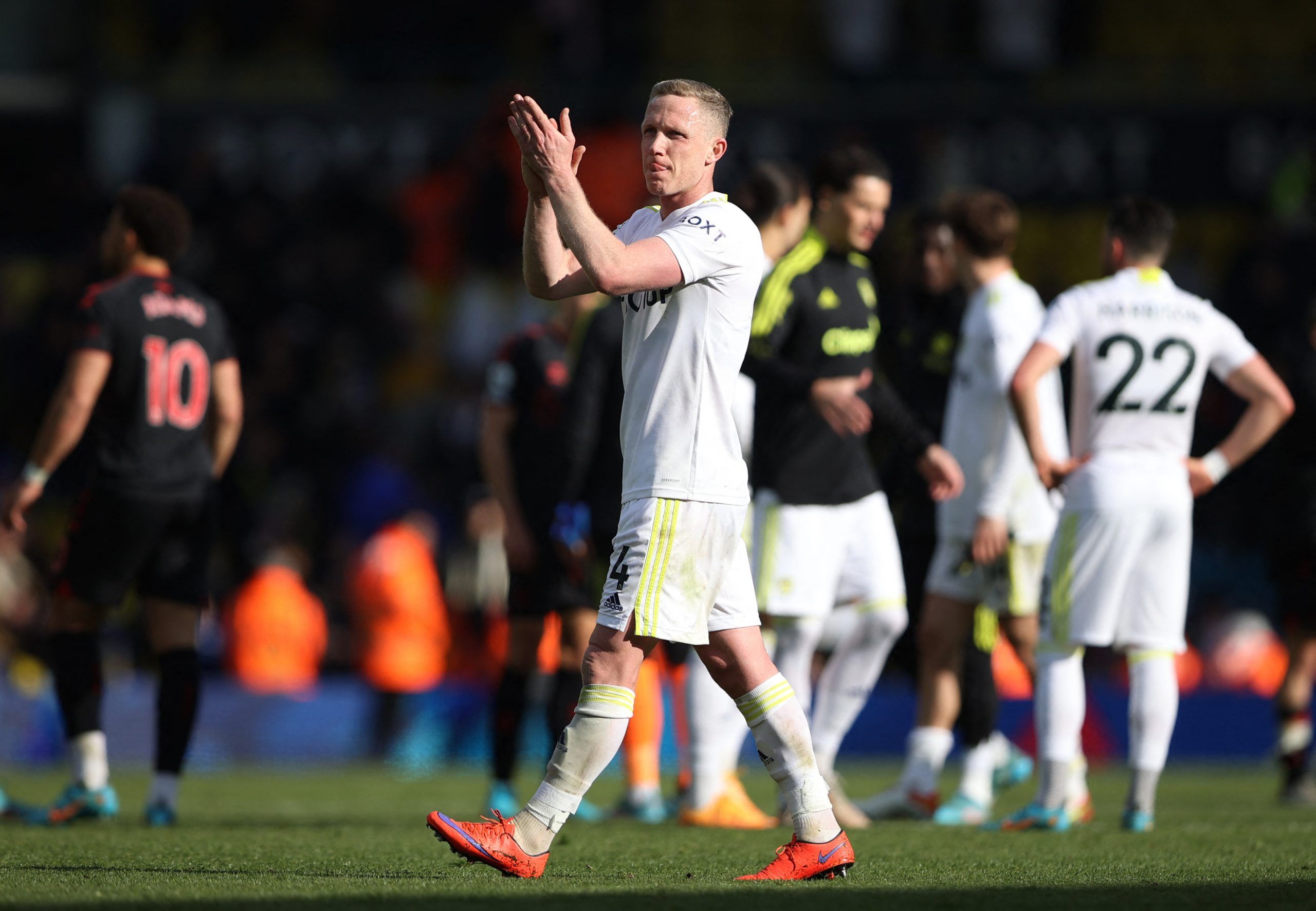 Leeds: Whites suffer Adam Forshaw injury blow -Leeds United News