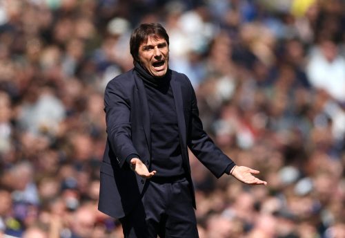 Tottenham manager Antonio Conte reacts
