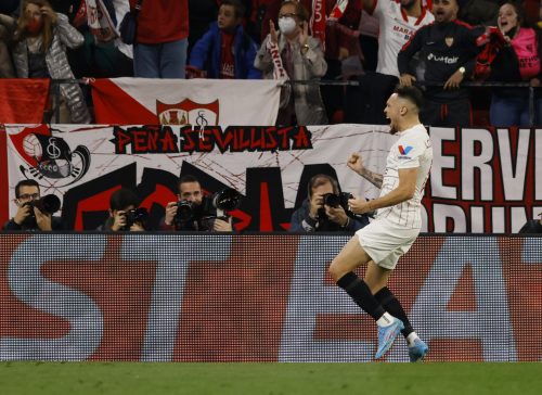 West Ham United: Italian source makes Lucas Ocampos transfer claim