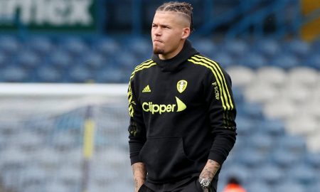 Kalvin Phillips of Leeds United prepares for a game
