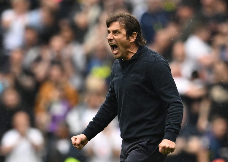 Tottenham boss Antonio Conte celebrates