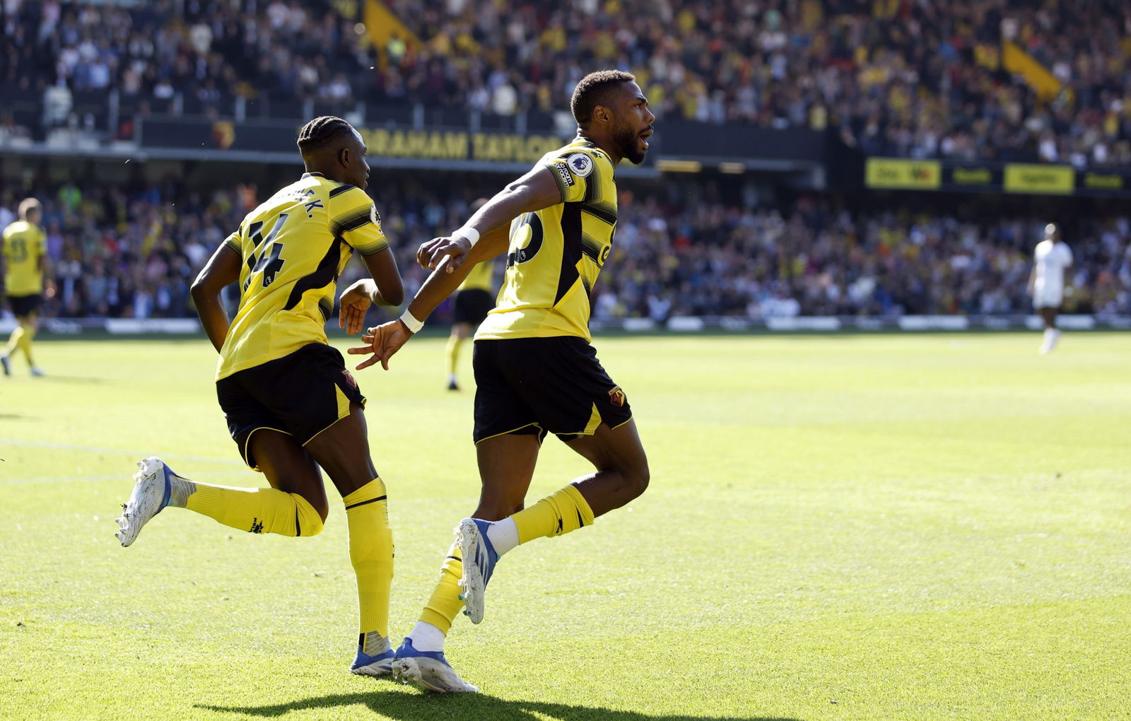 West Ham: Journalist makes ‘offer’ claim involving Dennis -West Ham Transfer Rumours