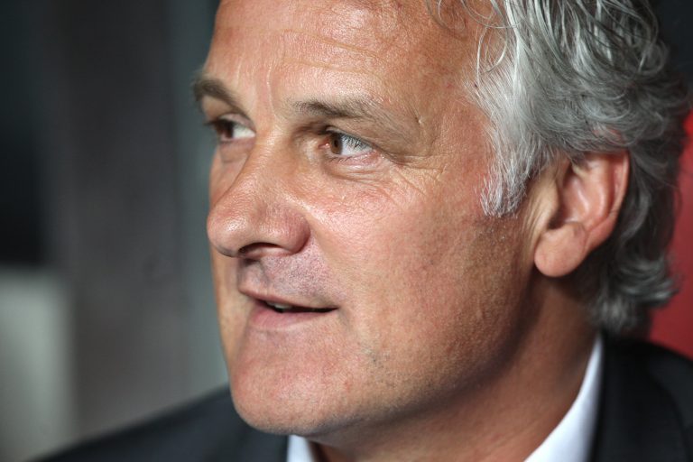 Manchester United: Fred Rutten rejects Red Devils offer