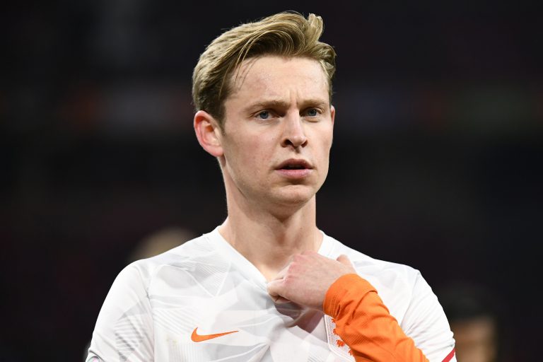 Manchester United: Fabrizio Romano shares Frenkie de Jong latest