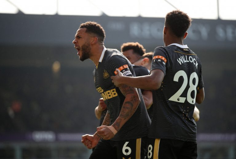 Newcastle: Dean Jones drops Jamaal Lascelles claim