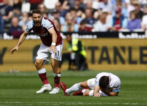 West Ham's Nikola Vlasic reacts