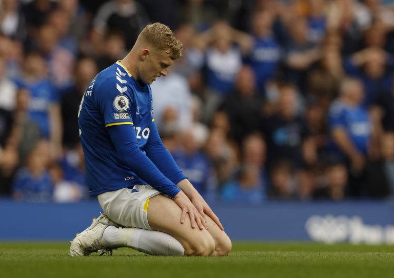 Everton: Jarrad Branthwaite’s camp believe PSV move is close