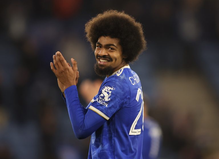 Hamza-Choudhury-applauds-Leicester-fans