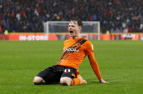 Keane-Lewis-Potter-celebrates-scoring-for-Hull