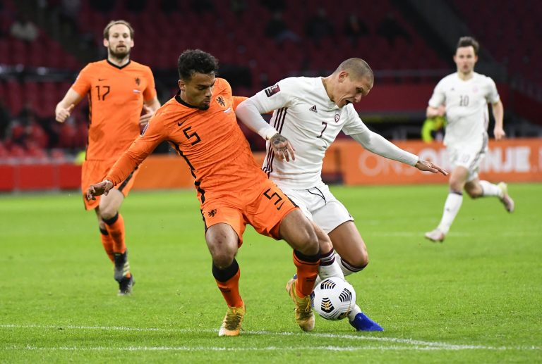 Owen Wijndal in action for Netherlands