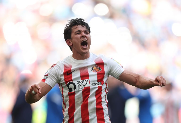 Sunderland: Phil Smith raves over Luke O’Nien’s display v Blackburn