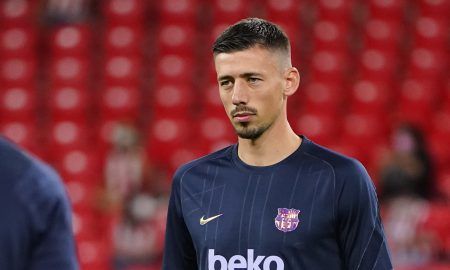 Clement-Lenglet-during-a-warm-up-for-Barcelona