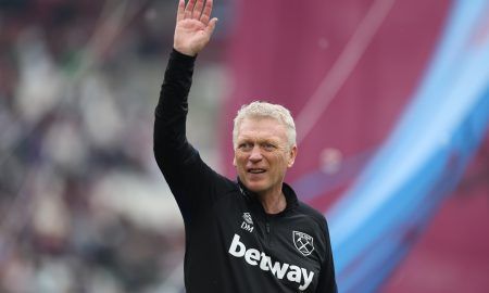 David-Moyes-waving-at-West-Ham-fans