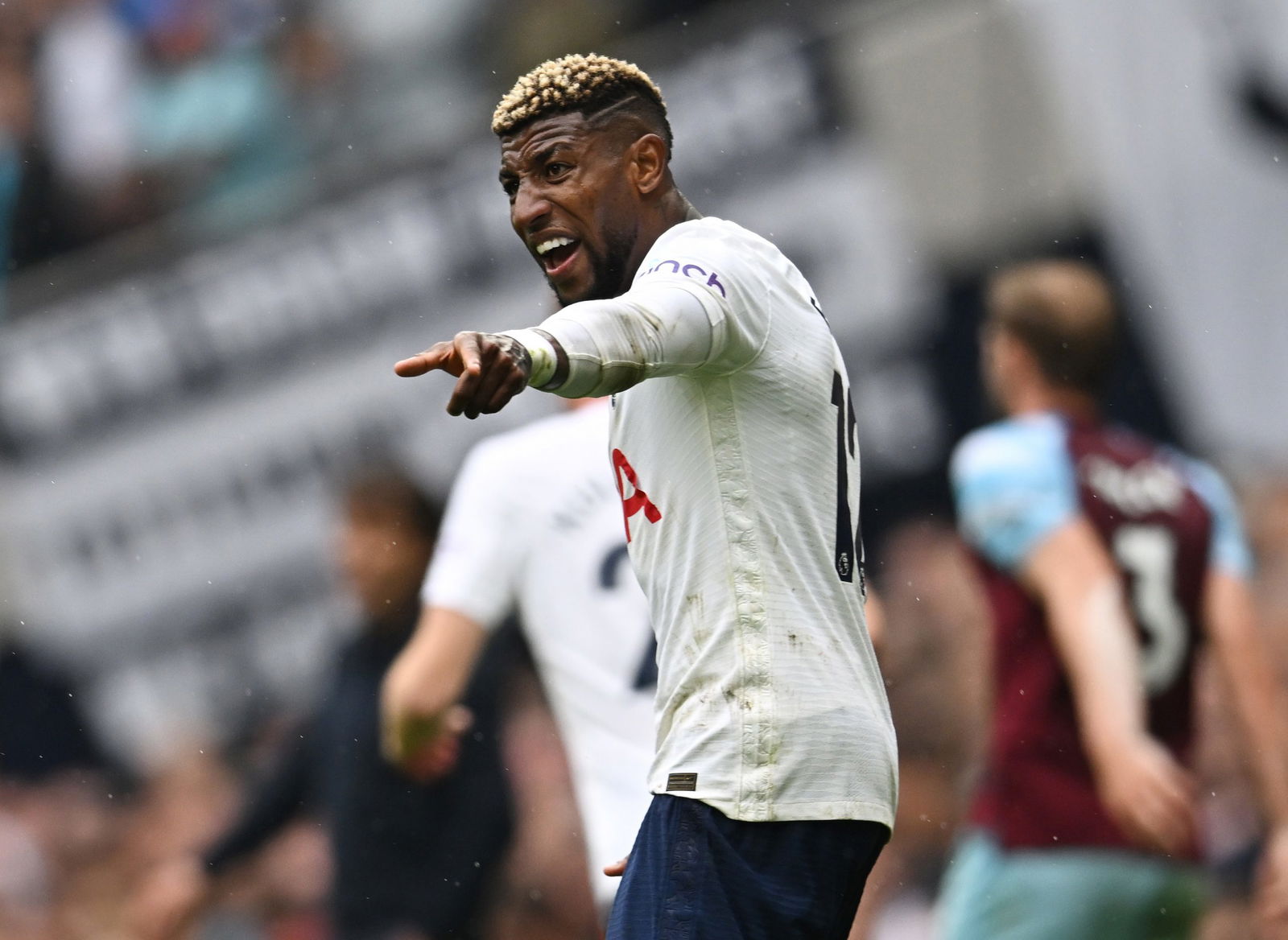 Tottenham: Insider hints at Emerson Royal’s Spurs exit