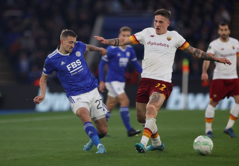 Tottenham: Rome-based newspaper drops Zaniolo latest, Mourinho could block move