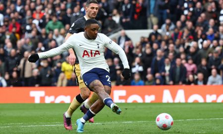 Steven-Bergwijn-in-action-for-Tottenham