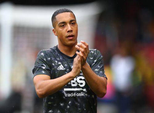 Youri-Tielemans-applauds-Leicester-City-fans