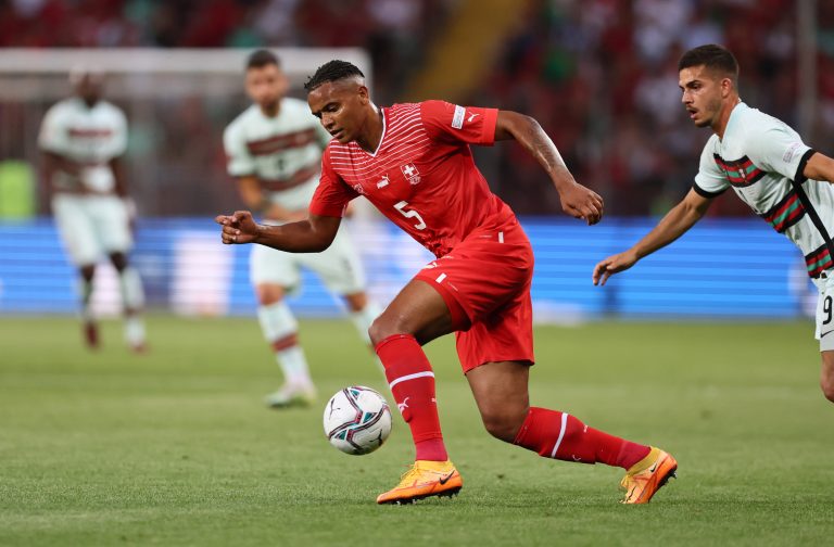 Man City: Journalist shares late Akanji transfer twist