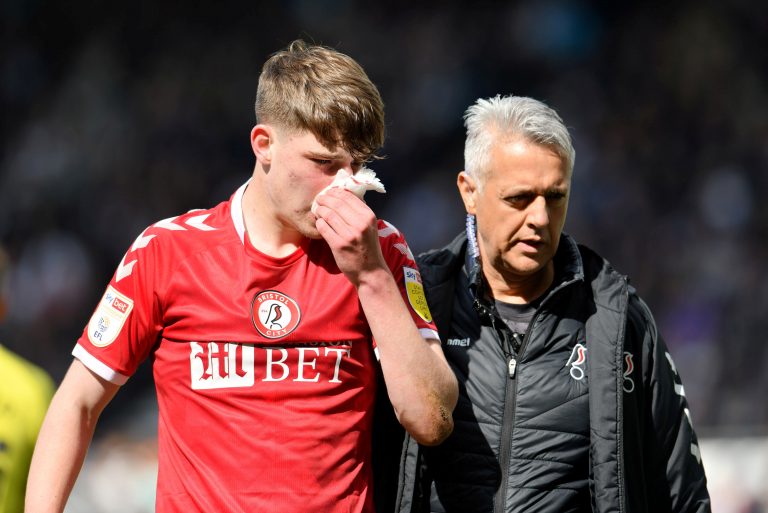 Alex-Scott-sustains-an-injury-in-action-for-Bristol-City