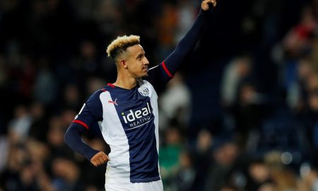 Callum-Robinson-celebrates-for-West-Brom