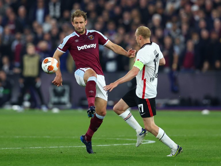 West Ham: ExWHUemployee stunned as Craig Dawson set to stay