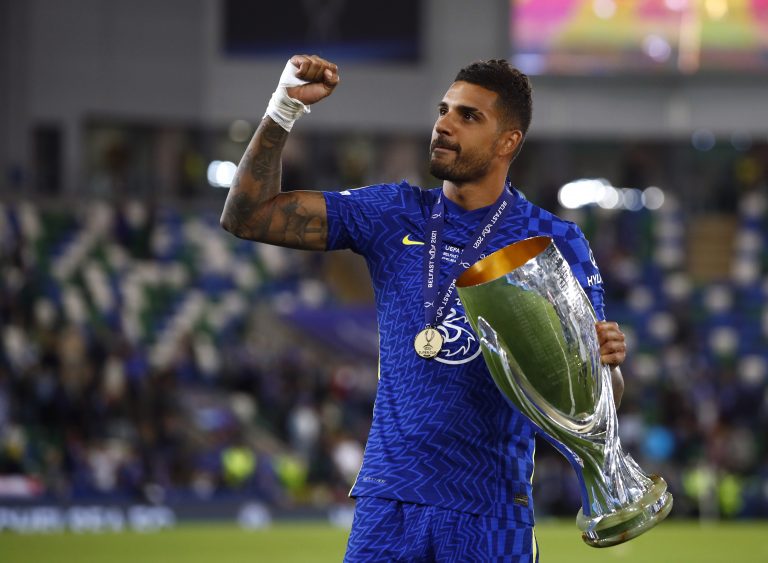 West Ham: Irons closing in on Emerson Palmieri move