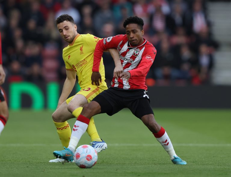 Kyle-Walker-Peters-in-action-for-Southampton