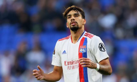 Lucas-Paqueta-in-action-for-Lyon