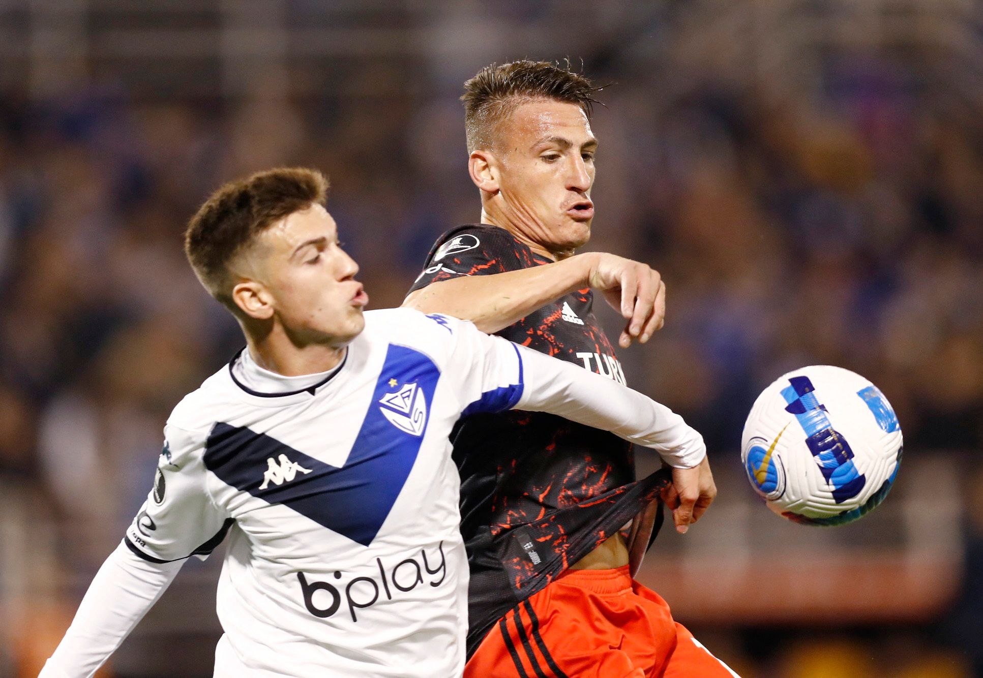 Wolves: Old Gold make ‘informal contact’ for Maximo Perrone -Wolves News
