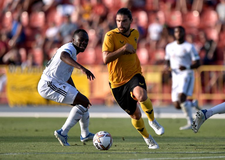 Wolves: Journalist hints at Ruben Neves joining Barcelona
