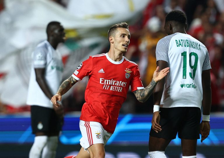 Alejandro-Grimaldo-celebrates-scoring-for-Benfica
