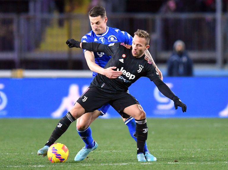 Liverpool: Fabrizio Romano provides details on Arthur Melo deal