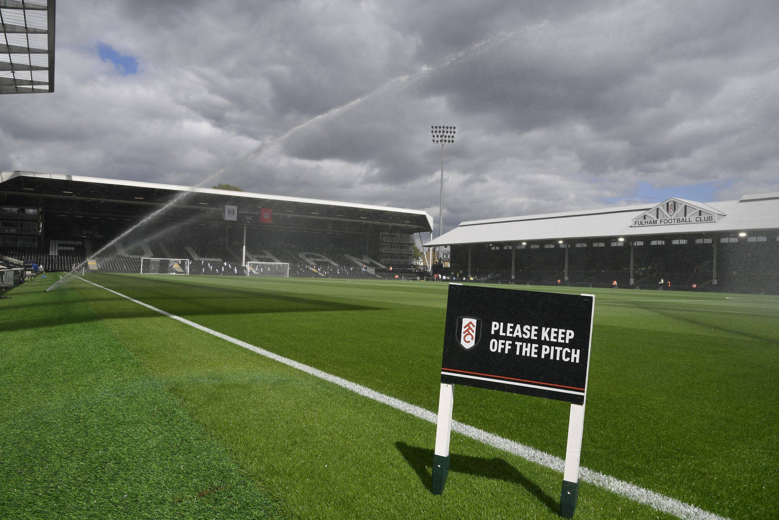 Fulham: Cottagers 'queue up' to sign Aiden McGinlay - Fulham News
