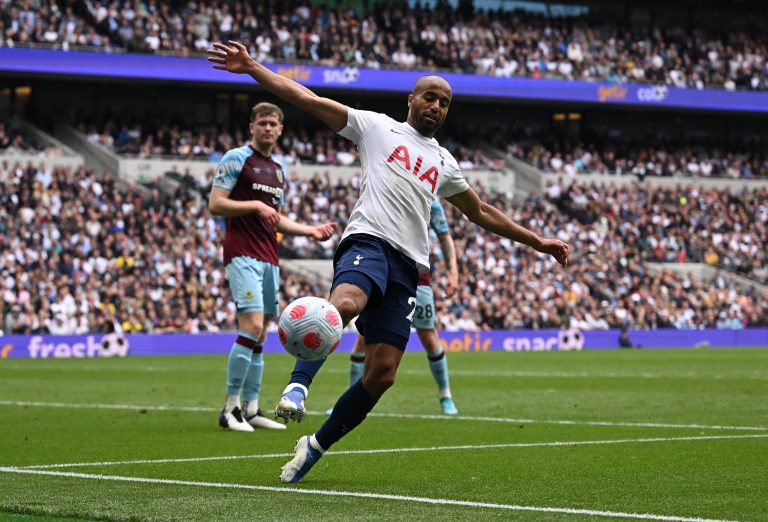 Lucas-Moura-in-action-for-Tottenham-Hotspur