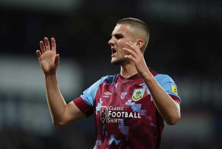 Manchester City: Taylor Harwood-Bellis a transfer priority for Everton