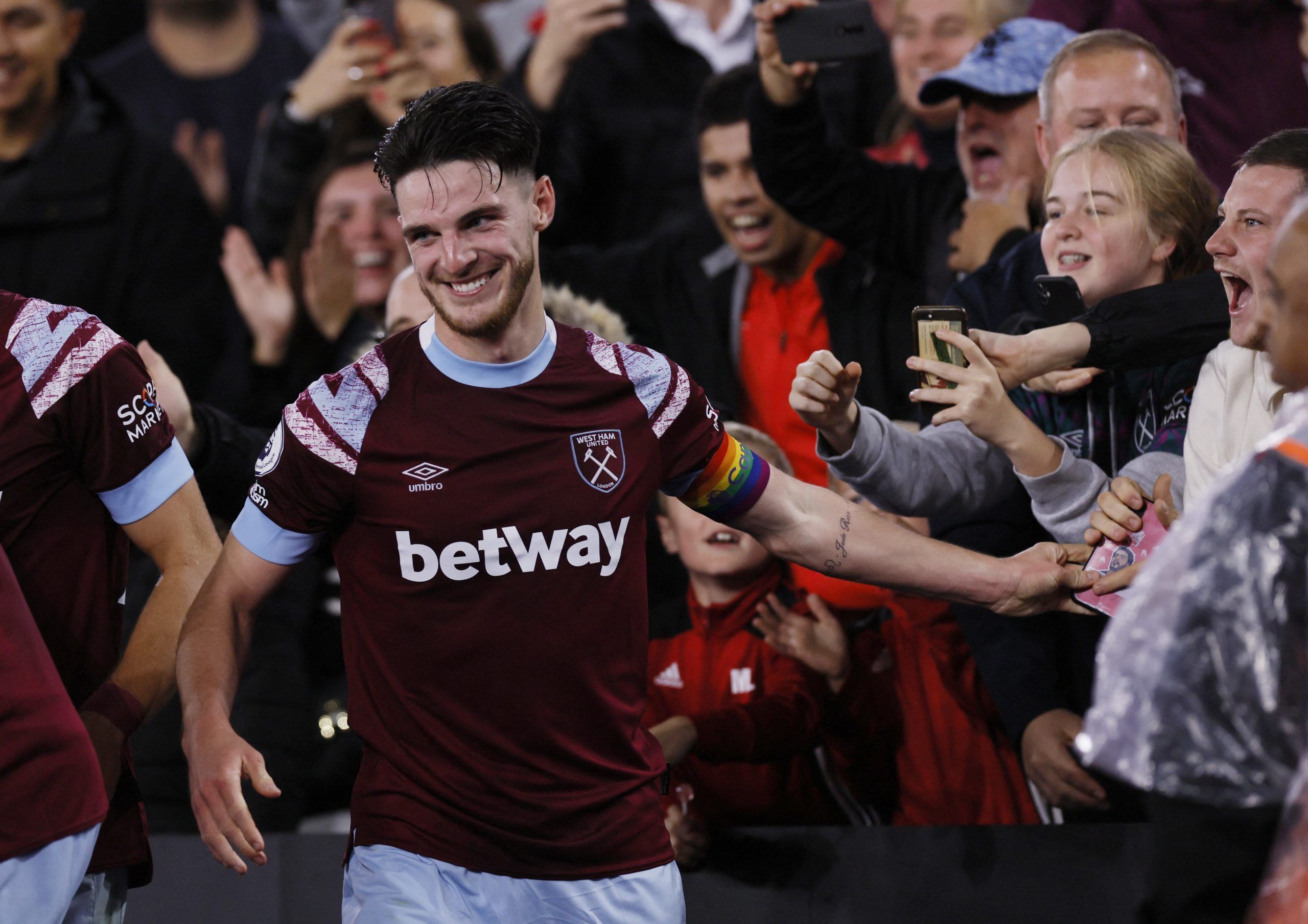 West Ham United: Journalist claims Declan Rice ‘willing’ to leave -West Ham News