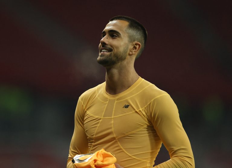 Tottenham: Spurs cast eye on FC Porto star Diogo Costa
