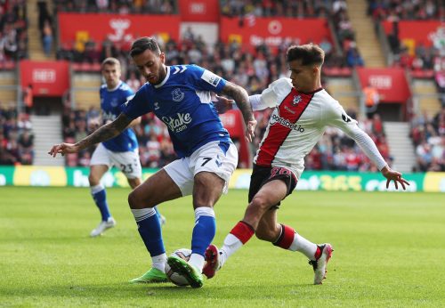 dwight-mcneil-everton