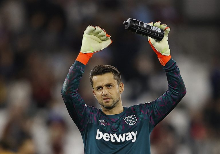 Lukasz-Fabianski-west-ham-united-premier-league
